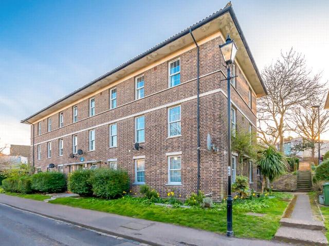 Apartment for rent in London Borough of Lewisham, Blackheath