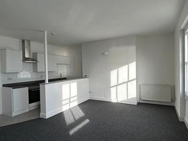 Apartment for rent in West Cliff, Acol