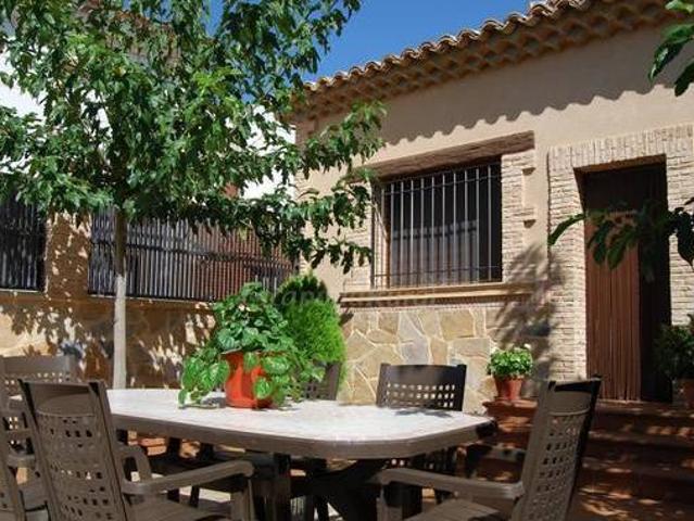 Casa en alquiler en Casas de Benítez, Cuenca