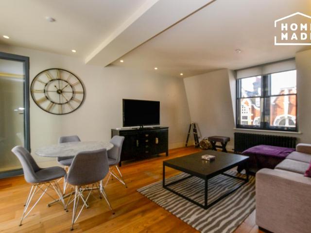 Apartment for rent in Soho, Greater London