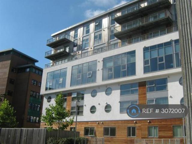Apartment for rent in Old Town, Swindon