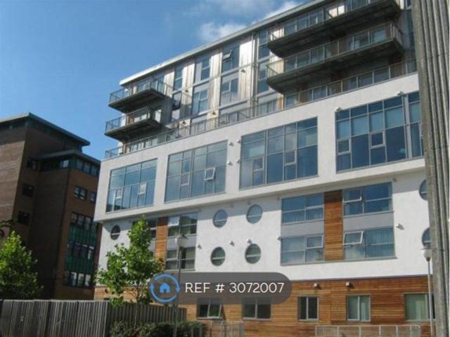 Apartment for rent in Old Town, Swindon