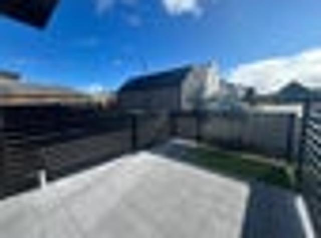 Townhouse for rent in Paraparaumu, Wellington