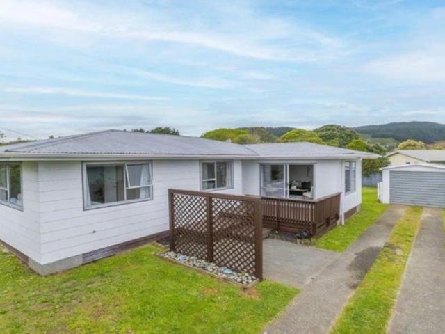 House for rent in Paraparaumu, Wellington