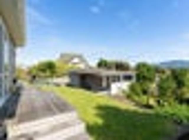 Apartment for rent in Paraparaumu Beach, Paraparaumu