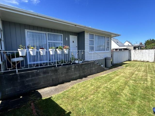 House for rent in Paraparaumu, Wellington