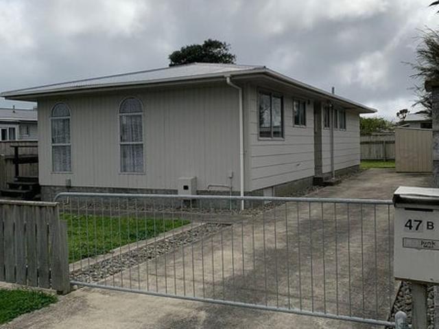 House for rent in Paraparaumu Beach, Wellington