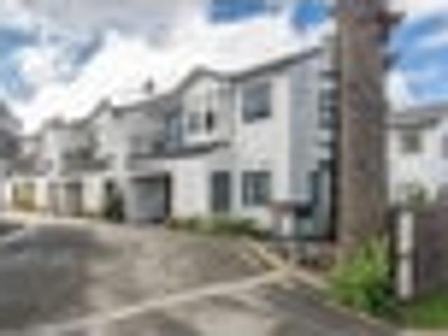 Townhouse for rent in Paraparaumu, Wellington