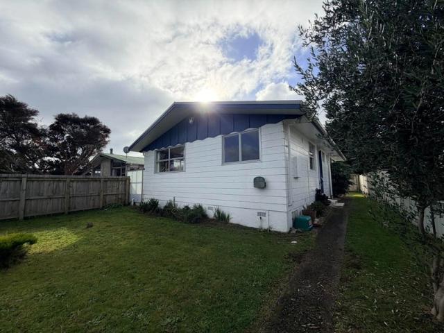 House for rent in Paraparaumu Beach, Wellington