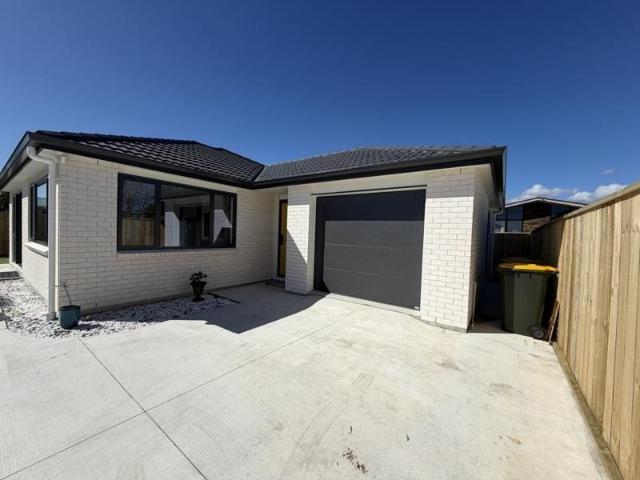 House for rent in Paraparaumu Beach, Wellington