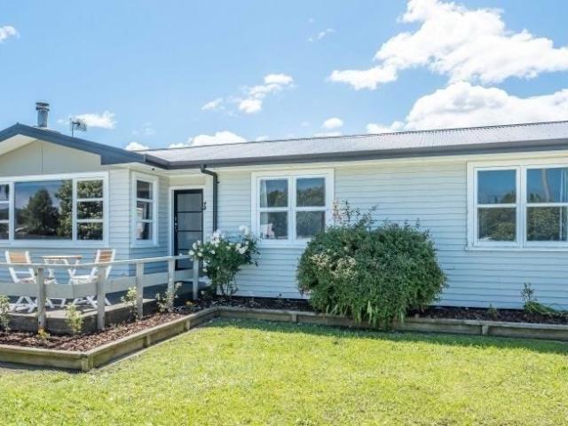 House for rent in Paraparaumu Beach, Wellington