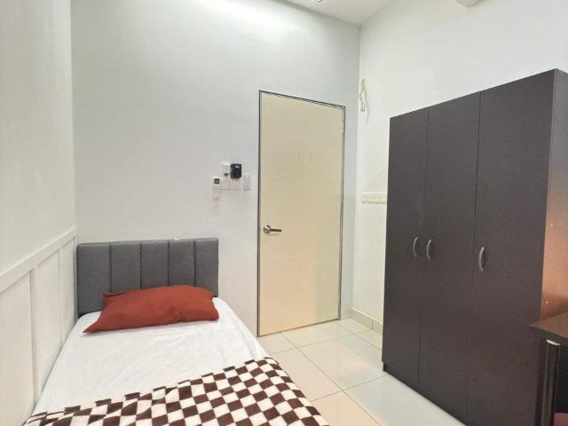 Room for rent in Country Heights Damansara, Kuala Lumpur