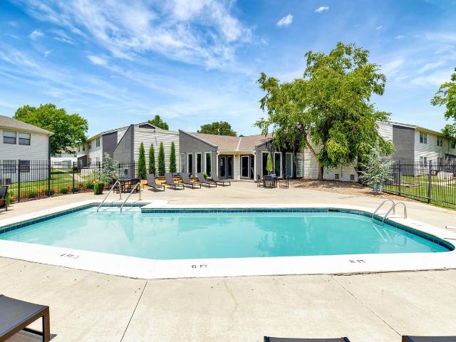 Apartment for rent in Lakeside Acres, Wichita