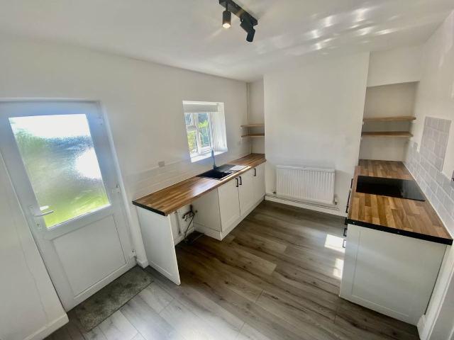 Apartment for rent in Nangreaves, Wales