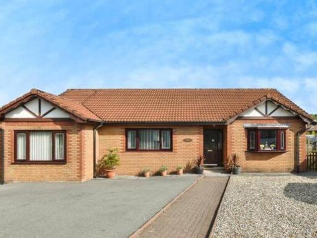 House for sale in Ammanford, Wales