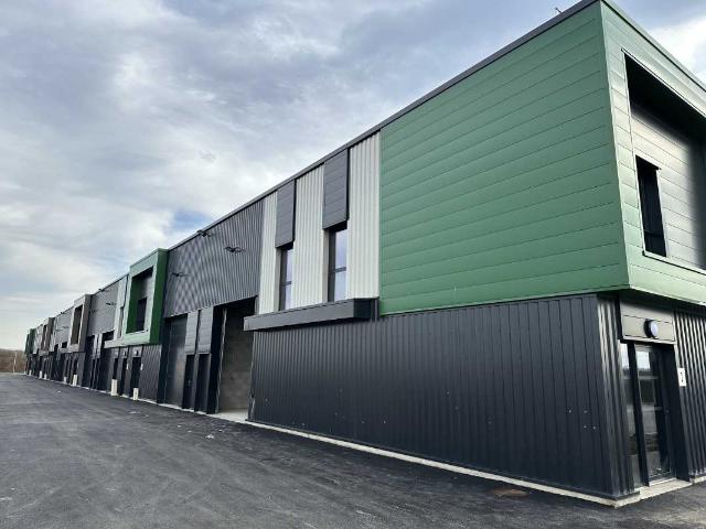 Local Commercial vente à Villette-d'anthon