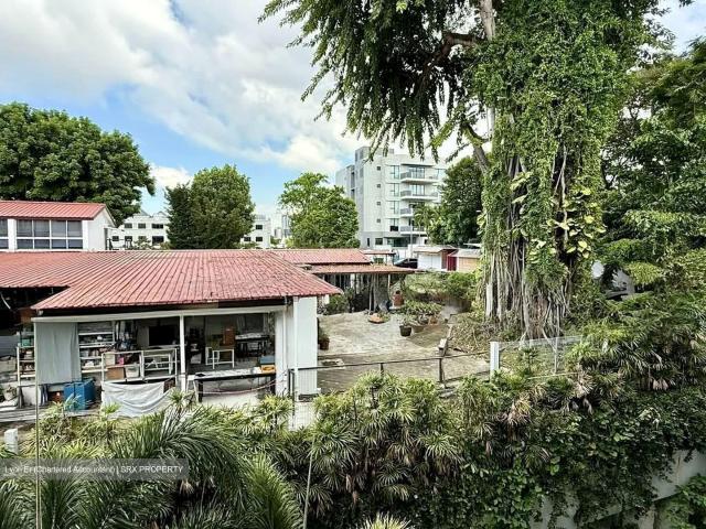 Condominium for sale in Rochor