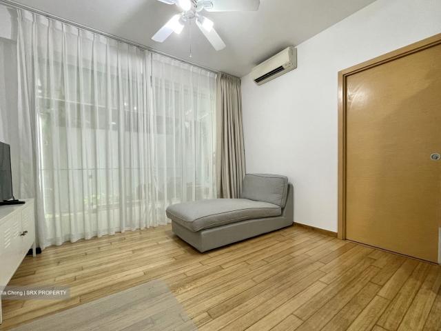 Condominium for sale in Rochor