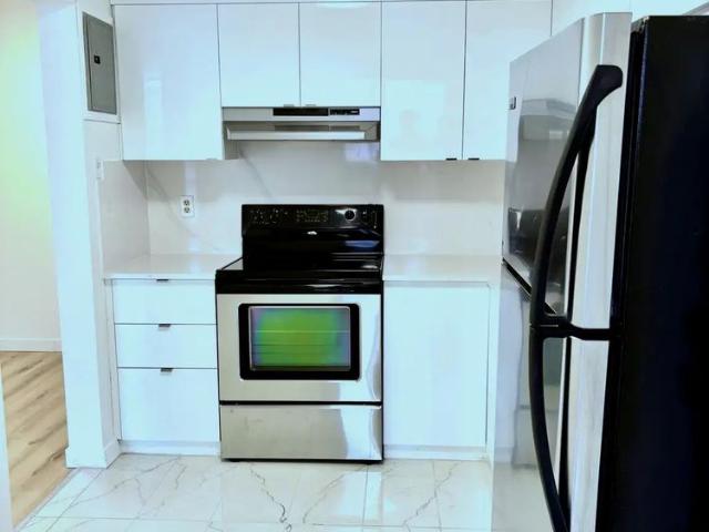 Apartment for rent in Côte-Saint-Luc, Montréal (région administrative)