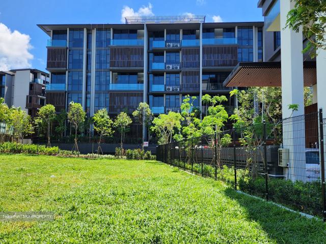 Apartment for sale in 19 North East, Hougang