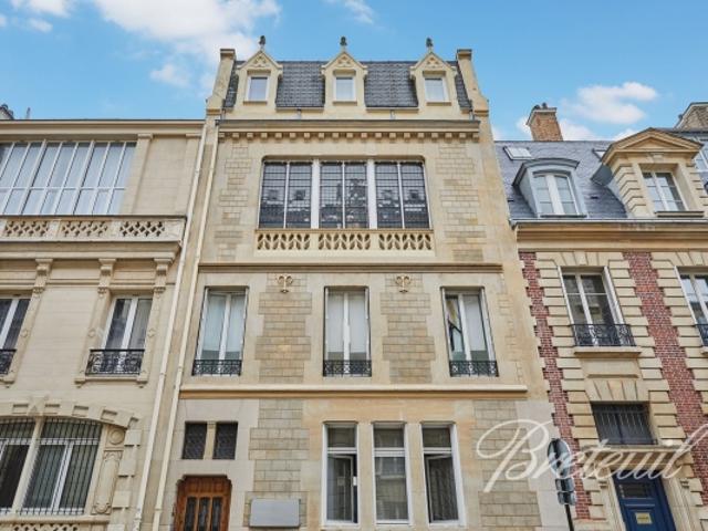 Maison vente à Paris