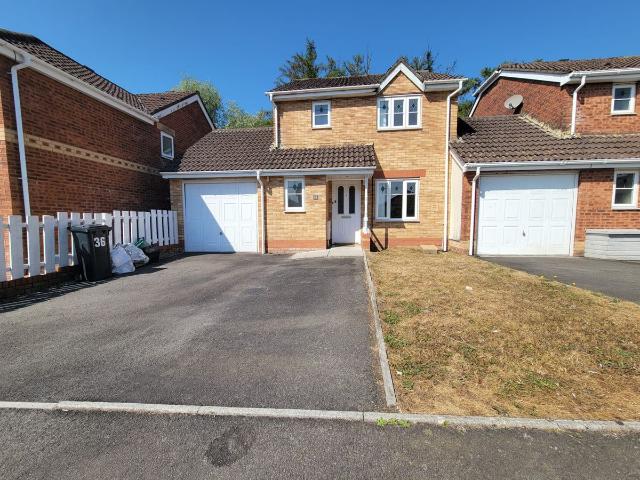 House for rent in Blaenhonddan, Cilfrew