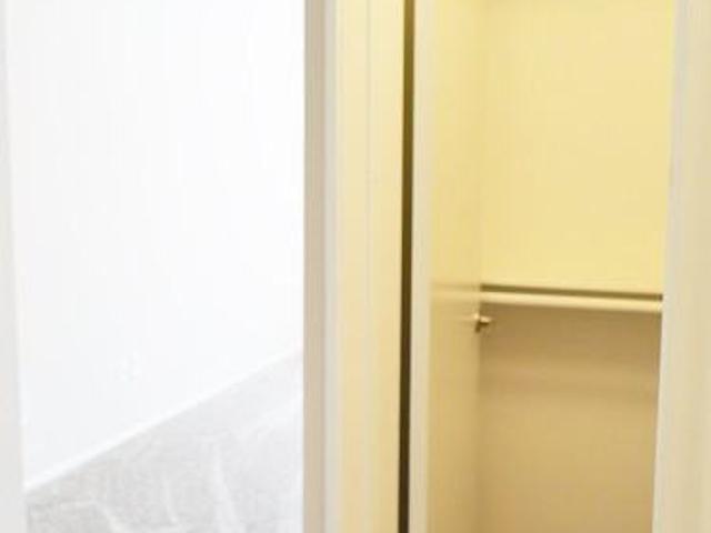 Apartment for rent in Burbank, California