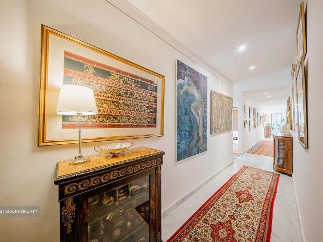 Condominium for sale in Tanglin Road