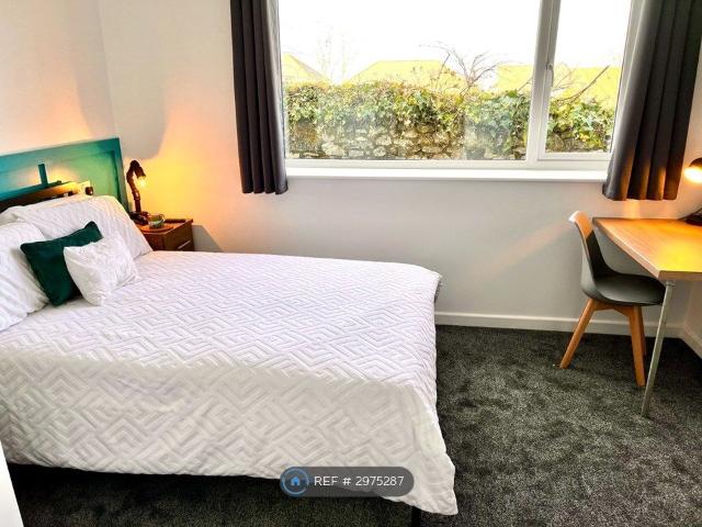 House for rent in Mount Ambrose, Cornwall