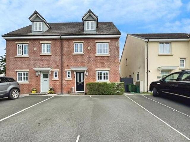 House for sale in Lyons, Greater London