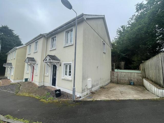 House for rent in Gorslas, Wales