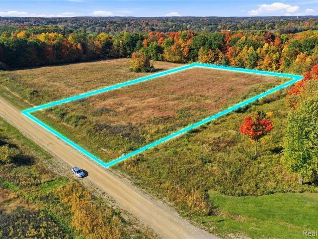 House for sale in Dryden Township, Lapeer County