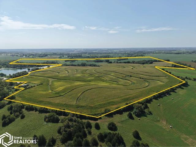Farm for sale in Van Meter, Madison County