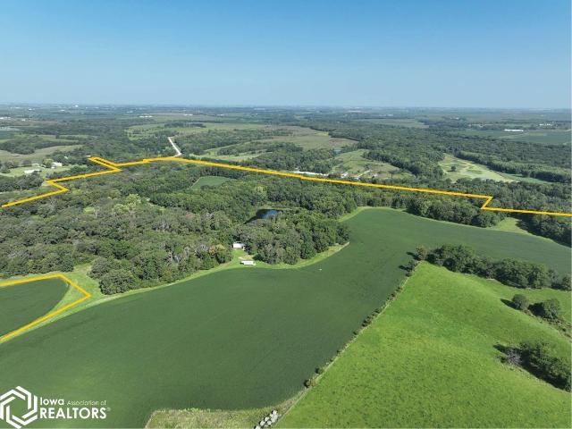 Farm for sale in Washington, Iowa