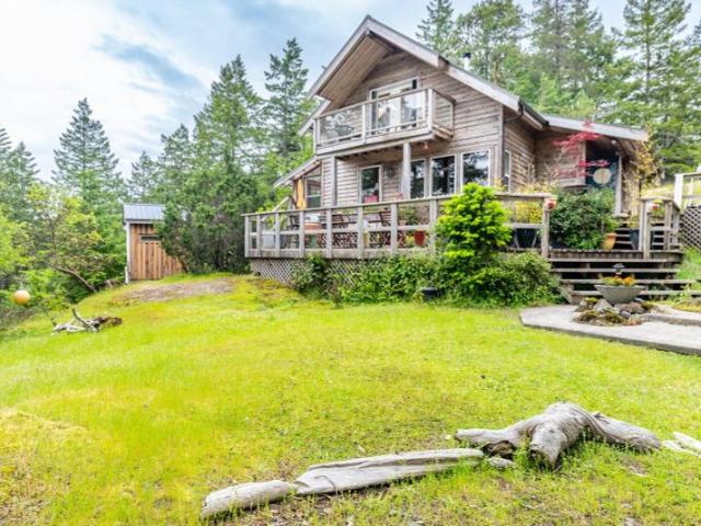 House for sale in Lasqueti