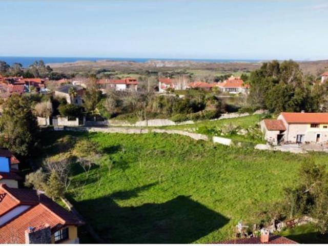 Local Comercial en venta en Llanes, Asturias