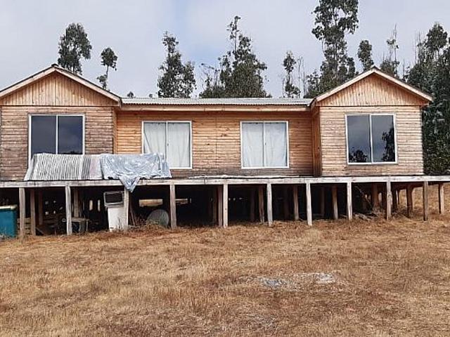 PARCELA CON CASA EN PAREDONES