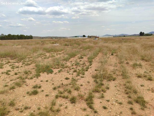Local Comercial en venta en Almansa, Castilla-La Mancha