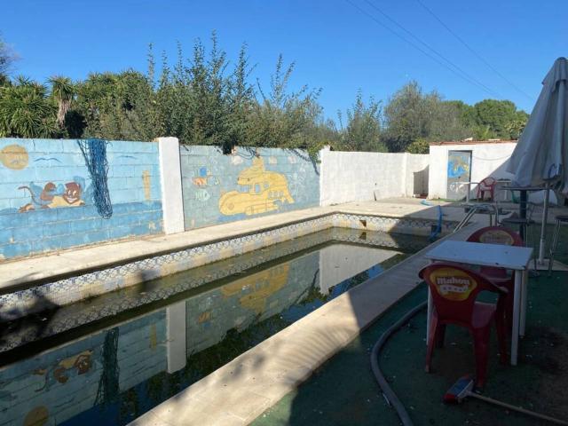 Casa en venta en Carmona, Andalucía