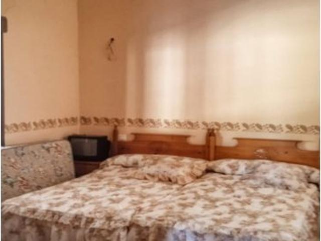 Casa en venta en Alcuéscar, Extremadura