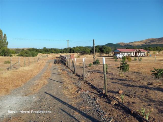 Parcela de Agrado en Venta en Cauquenes