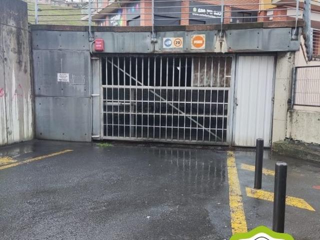 Garaje en venta en Cruces, Barakaldo