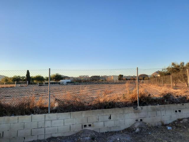 Terreno en venta en La Cruz, el Vinalopó Mitjà / El Vinalopó Medio
