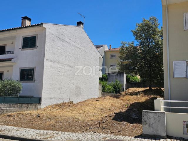 Terreno venda em Pé de Cavalo, Vila Real