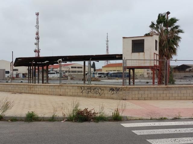 Terreno en alquiler en Alicante, Ciutat d'Assís