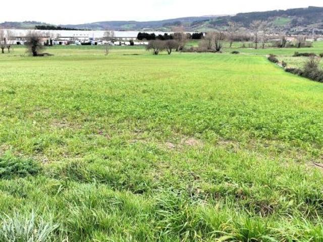 Local Comercial en venta en Sobarzo, Penagos