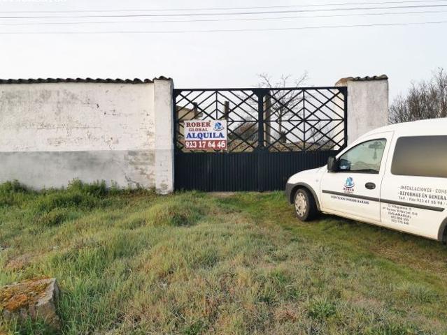 Local Comercial en alquiler en Alba De Tormes, Castilla y León