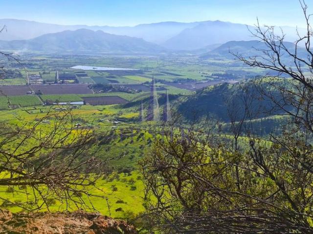 Parcela en Colina