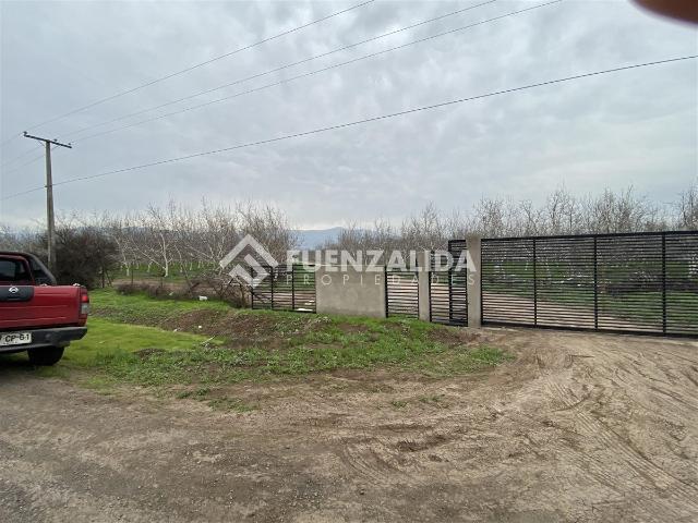 Terreno en venta en Algarrobal, Metropolitana