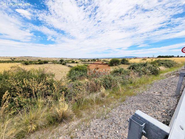Local Comercial en venta en Berrocalejo De Aragona, Castilla y León